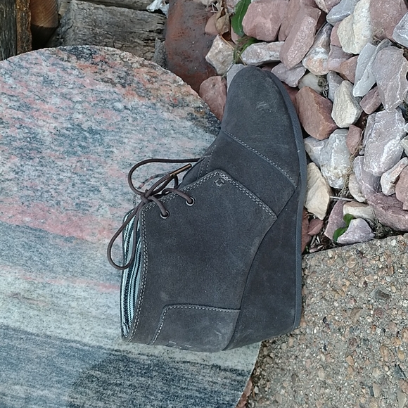 Toms desert wedge Castle Rock gray suede ankle boots women's 9 - Picture 2 of 9